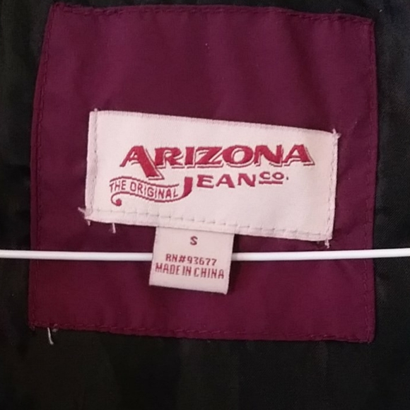 Puffy vest - Picture 3 of 3